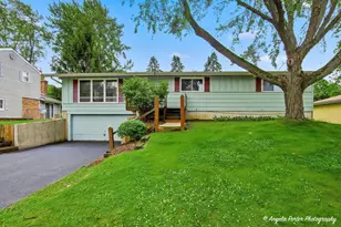 3013 Highland Dr, Cary, IL 60013 - Photo 1