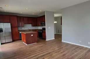 385 Bluegrass Pkwy, Oswego, IL 60543 - Photo 12