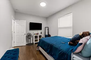 7651 S Cregier Ave, Chicago, IL 60649 - Photo 10