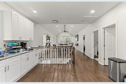 7651 S Cregier Avenue, Chicago, IL 60649 - Photo 18