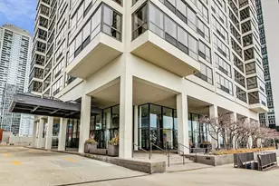360 E Randolph St, Chicago, IL 60601 - Photo 2