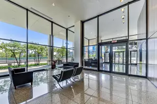 360 E Randolph St, Chicago, IL 60601 - Photo 4