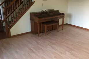1082 Westridge Dr, Rockford, IL 61102 - Photo 8