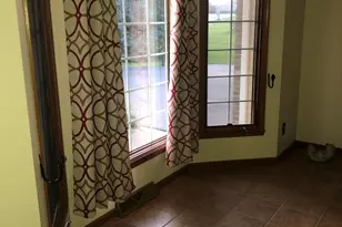 1082 Westridge Dr, Rockford, IL 61102 - Photo 10