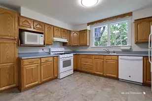 38690 N Green Bay Rd, Beach Park, IL 60087 - Photo 10