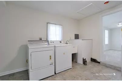 38690 N Green Bay Road, Beach Park, IL 60087 - Photo 12