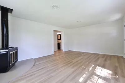 38690 N Green Bay Road, Beach Park, IL 60087 - Photo 6