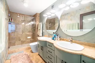 110 E Delaware Pl, Chicago, IL 60611 - Photo 22