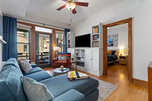 846 W Newport Ave, Chicago, IL 60657 - Photo 8