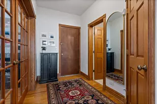 846 W Newport Ave, Chicago, IL 60657 - Photo 4