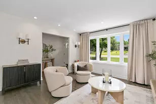 800 Gamble Dr, Lisle, IL 60532 - Photo 8