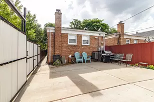 1805 N Harding Ave, Chicago, IL 60647 - Photo 14