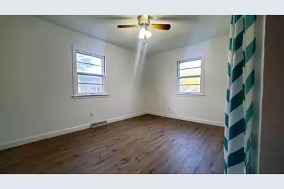 4517 Parkway Avenue, McHenry, IL 60050 - Photo 12