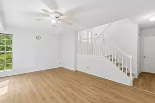 2692 S Embers Ln, Arlington Heights, IL 60005 - Photo 16