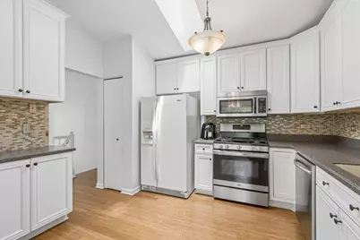 2692 S Embers Lane #0, Arlington Heights, IL 60005 - Photo 8