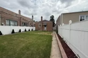 2504 S 57th Ct, Cicero, IL 60804 - Photo 16