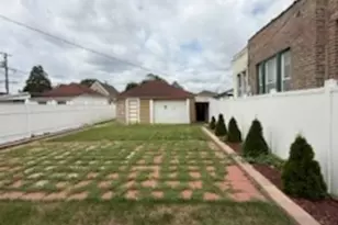 2504 S 57th Ct, Cicero, IL 60804 - Photo 6