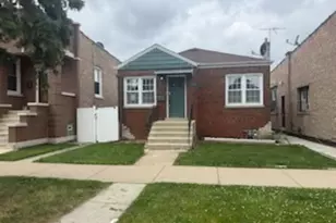 2504 S 57th Ct, Cicero, IL 60804 - Photo 2
