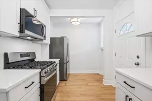 6454 N Damen Ave, Chicago, IL 60645 - Photo 6