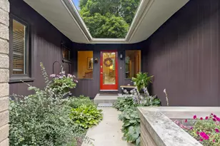 125 N Park Blvd, Glen Ellyn, IL 60137 - Photo 2