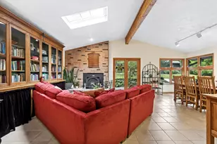 125 N Park Blvd, Glen Ellyn, IL 60137 - Photo 12