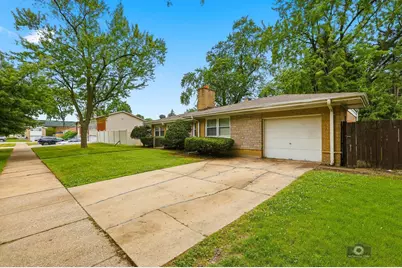 16112 University Avenue, South Holland, IL 60473 - Photo 2