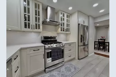 112 Pembroke Circle, Lake Bluff, IL 60044 - Photo 12