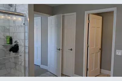 233 Lorraine Circle, Bloomingdale, IL 60108 - Photo 28