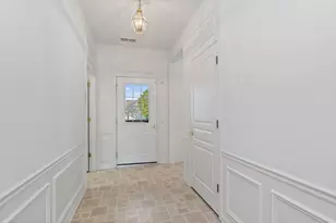 11715 Windsor Dr, Huntley, IL 60142 - Photo 2