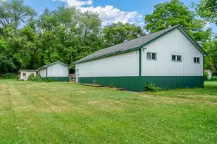 1611 Michigan Ave, Rockford, IL 61102 - Photo 10