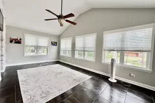 3218 W 97th St, Evergreen Park, IL 60805 - Photo 18