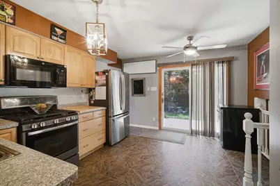 2176 N Westmoreland Drive, Palatine, IL 60074 - Photo 10