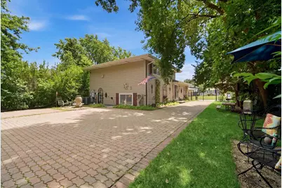 2176 N Westmoreland Drive, Palatine, IL 60074 - Photo 24