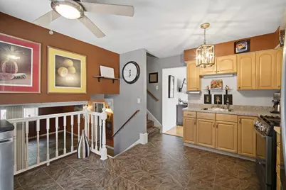 2176 N Westmoreland Drive, Palatine, IL 60074 - Photo 8
