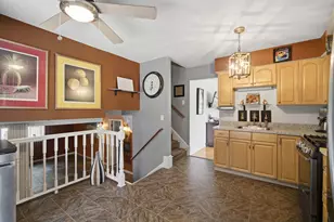 2176 N Westmoreland Dr, Palatine, IL 60074 - Photo 8
