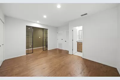 2000 S Michigan Avenue #103, Chicago, IL 60616 - Photo 8