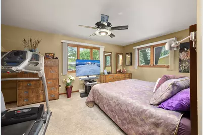 1311 Azalea Lane, Dekalb, IL 60115 - Photo 34