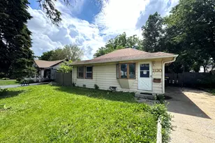 2120 Emerson Ave, Melrose Park, IL 60164 - Photo 2