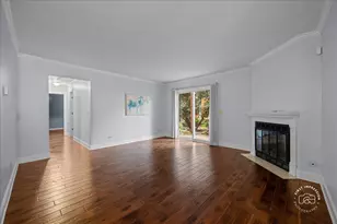 629 Dana Ct, Naperville, IL 60563 - Photo 2