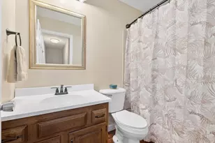 405 Blackhawk Dr, Batavia, IL 60510 - Photo 20
