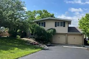 585 Killarney Pass Cir, Mundelein, IL 60060 - Photo 22