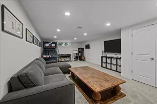 280 Aspen Ln, Highland Park, IL 60035 - Photo 30