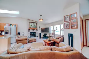 695 Cherokee Dr, Bourbonnais, IL 60914 - Photo 14