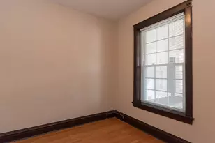 1440 W Addison St, Chicago, IL 60613 - Photo 12