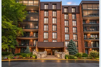 125 Acacia Circle #404, Indian Head Park, IL 60525 - Photo 1