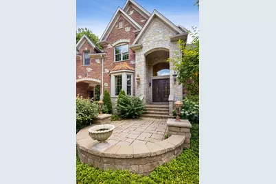 616 Driftwood Court, Naperville, IL 60540 - Photo 4