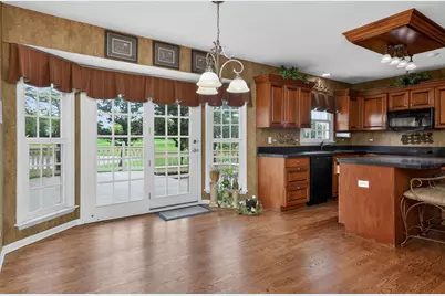 26W248 Tuckaway Court, Winfield, IL 60190 - Photo 12