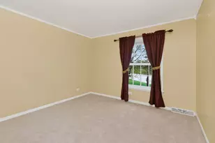 26W248 Tuckaway Ct, Winfield, IL 60190 - Photo 24