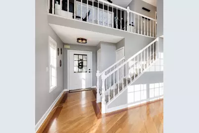 1422 Welland Court #1422, Roselle, IL 60172 - Photo 2