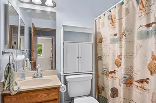 1441 Loch Lomond Dr, Crystal Lake, IL 60014 - Photo 20